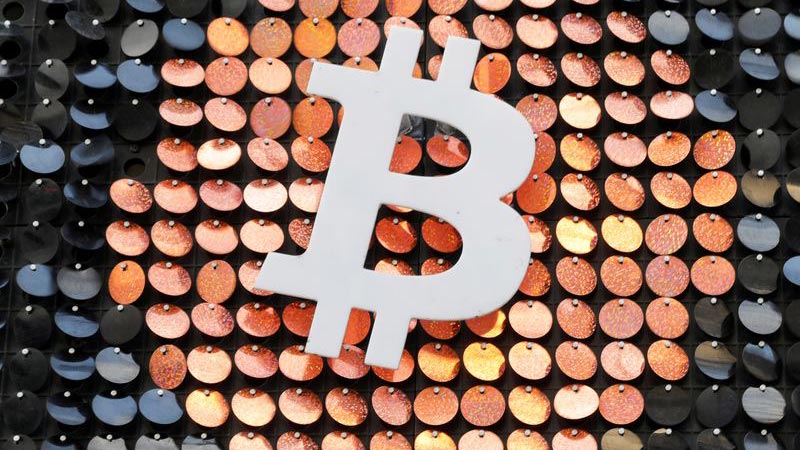 Bitcoin price today: below $112k record high amid profit taking, tariff woes
